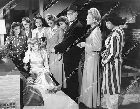 crp-02355 1944 Leslie Brooks,Evelyn Keyes,Ann Harding,Shirley Mills,Jinx Falkenburg,Jeff Donnell,Lynn Merrick Nine Girls crp-02355