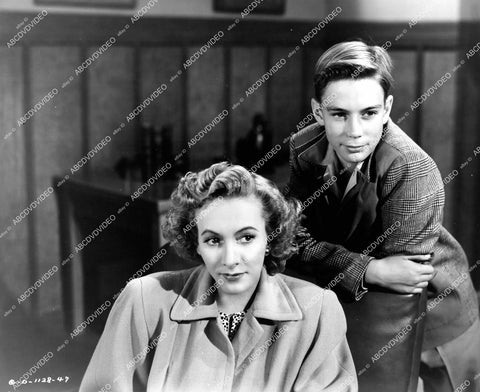 crp-24425 1947 Mark Dennis, Karen Morley film The Thirteenth Hour crp-24425