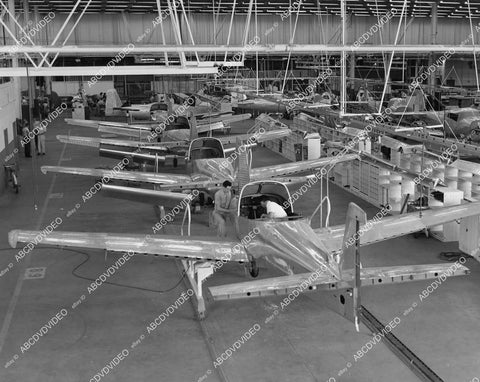 crp-02563 1946 North American Aviation assembly line the Navion LA Municipal Airport factory crp-02563