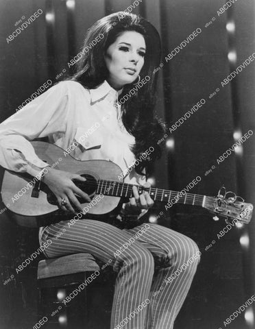 crp-00257 country singer Bobbie Gentry on some TV show I think crp-00257