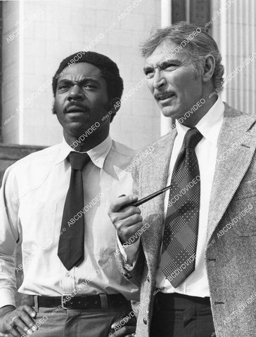 crp-02933 1977 Lee Van Cleef, Charlie Robinson TVM Nowhere To Hide crp-02933