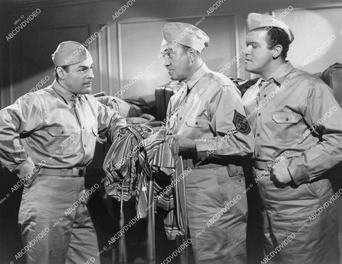 crp-03192 1942 Brian Donlevy, Frank Sully, Donald MacBride film Two Yanks in Trinidad crp-03192