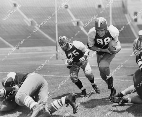 crp-00353 1941 Tom Harmon and the Wolverines on the gridiron film Harmon of Michigan crp-00353