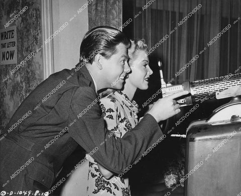 crp-03552 1944 Jane Frazee, Jimmy Lloyd at toy machine gun arcade game film She's a Sweetheart crp-03552