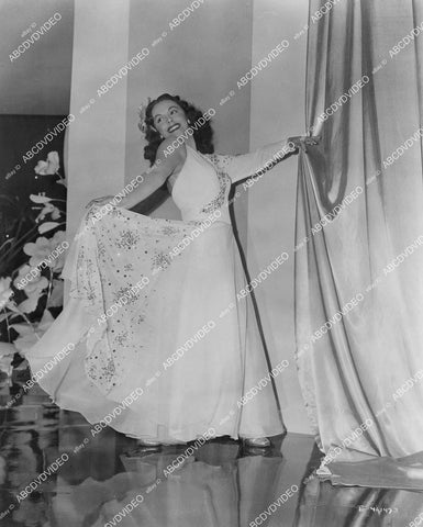 crp-03616 1945 Cuban dancer Estelita Rodriguez fanning her dress film Mexicana crp-03616
