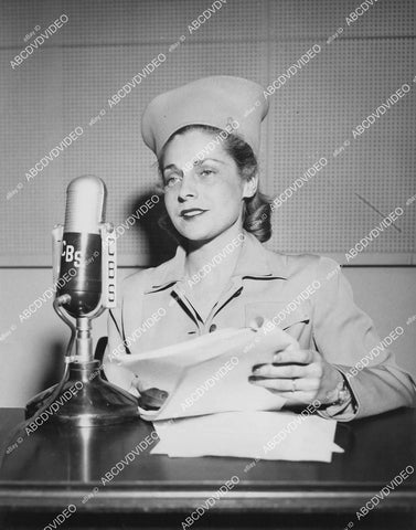 crp-00396 1940's Mrs Pauline Rush Fadiman child psychologist on CBS radio Children and the war crp-00396