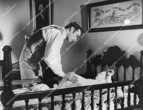 crp-04122 1957 Montgomery Clift tucks in Donald Losby film Raintree County crp-04122