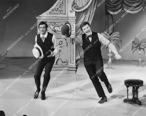 crp-04187 1969 music Frankie Vaughan, Liberace dancing number TV The Liberace Show crp-04187