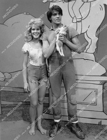 crp-04221 1978 Stephen Burns, sexy Debra Feuer in daisy dukes TVM Li'l Abner in Dogpatch Today crp-04221