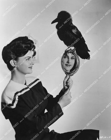crp-04273 1942 pretty Vicky Lane w crow on mirror MGM short subject Inflation crp-04273
