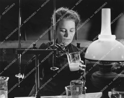 crp-04345 1937 medical science in the laboratory Pete Smith short subject Romance of Radium crp-04345