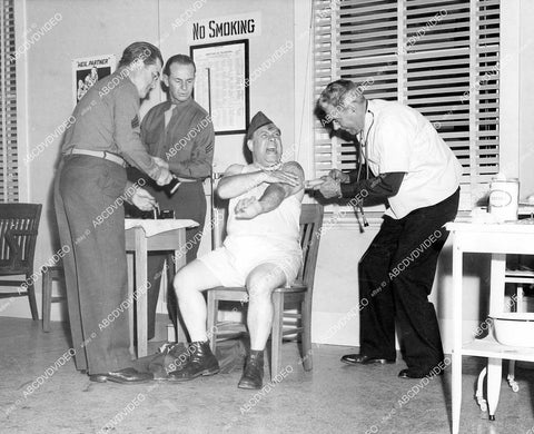 crp-04443 1944 Ralph Dunn, Syd Saylor, Joe Besser medical exam, Eddie Dunn film Hey, Rookie crp-04443