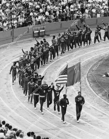 crp-04814 1966 USA & USSR track & field teams International Parade Olympic teams crp-04814
