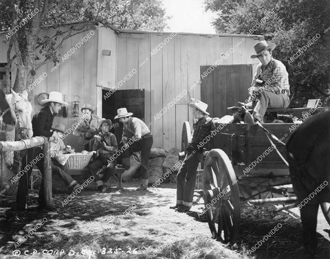 crp-04958 1940 Charles Starrett, Sons of the Pioneers film Thundering Frontier crp-04958