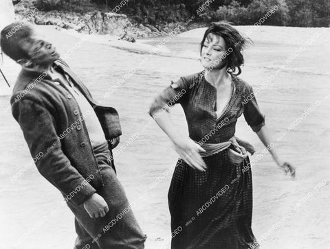 crp-04990 1967 Virna Lisi slapping Umberto Orsini film The Girl and the General crp-04990