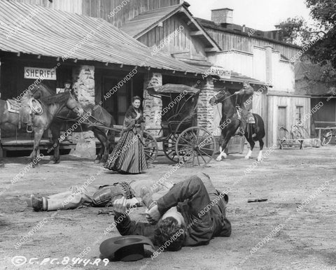 crp-05010 1957 Valerie French, guy Madison in shootout in town street film The Hard Man crp-05010
