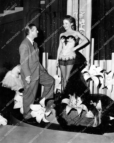 crp-05085 1944 cutie June Millarde gets tips from Alexander Hall on set film Once Upon a Time crp-05085