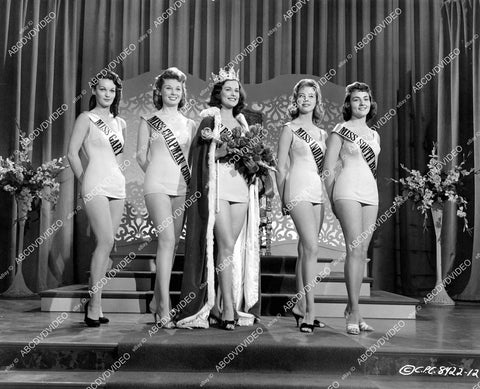 crp-05198 1958 pretty Dorothy Johnson & other swimsuit beauty contestants film Life Begins at 17 crp-05198