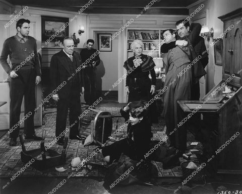 crp-05239 1945 Matt Willis, Wally Cassell, Mabel Paige, James Craig film Dangerous Partners crp-05239