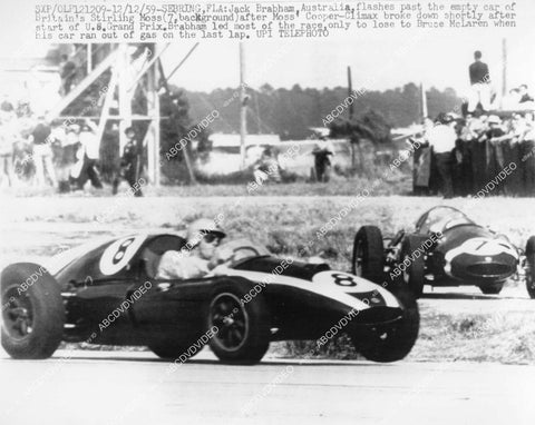 crp-00526 1959 news photo auto racing Jack Brapham Sebring Fla Stirling Moss Cooper-Climax racecar crp-00526