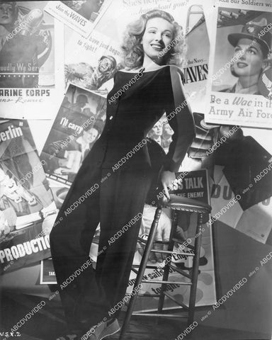 crp-05322 1944 Vicki Styles w WWII recruitment posters crp-05322