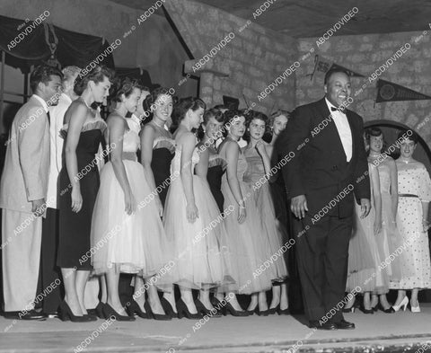 crp-05365 1940's music Herman McCoy & his swing choir (mostly UCLA students) crp-05365