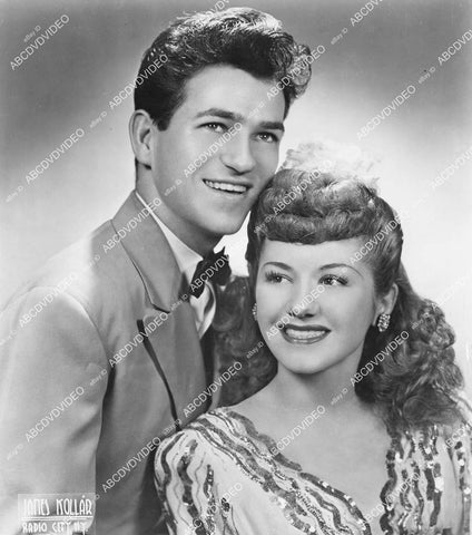 crp-05387 1940's music singers June & Martin Barrett crp-05387