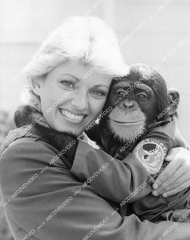 crp-05532 1983 Lorna Patterson w astronaut monkey chimp TV Private Benjamin crp-05532