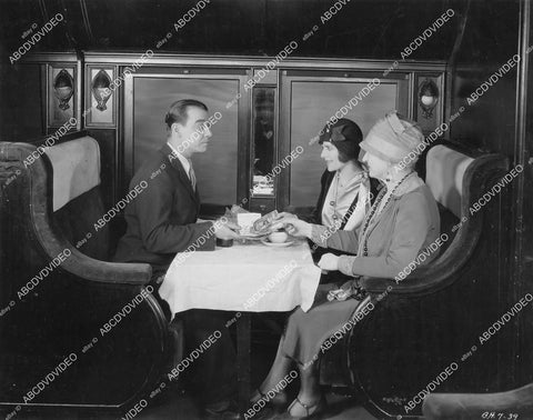 crp-05603 1927 Marjorie Daw, Johnny Hines, Maude Turner Gordon silent film Home Made crp-05603
