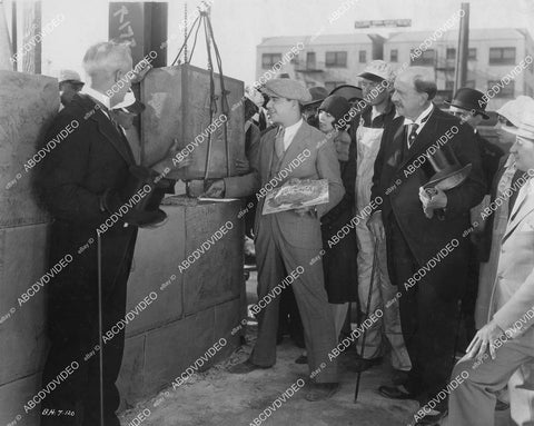 crp-05612 1927 Johnny Hines laying the corner stone silent film Home Made crp-05612