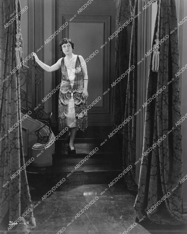 crp-05777 1926 Carmel Myers in the hallway silent film The Gay Deceiver crp-05777