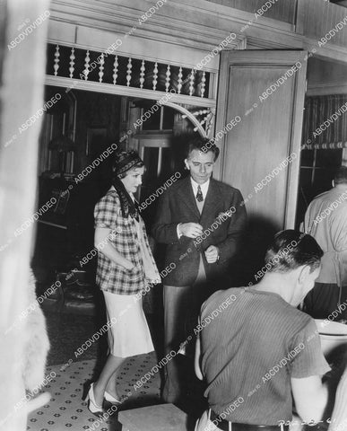 crp-05794 1939 director Wesley Ruggles w Irene Dunne on set film Invitation to Happiness crp-05794