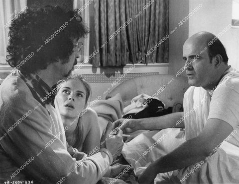 crp-05799 1971 director Herbert Ross, Candice Bergen, Peter Boyle on set film T.R. Baskin crp-05799