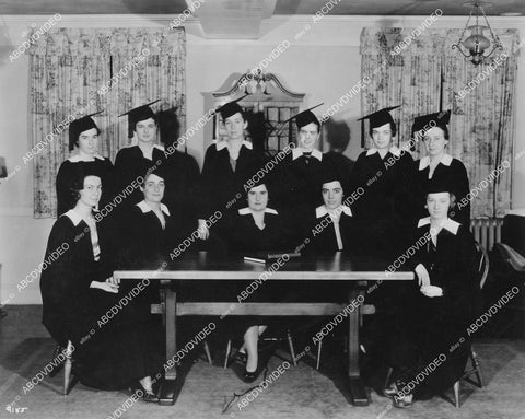 crp-00580 1938 Ruth Hussey goes Pembroke College visits w Questions Club & old friends crp-00580