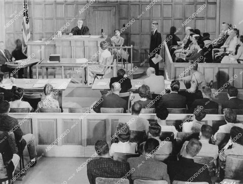 crp-00608 1961 Pamela Lincoln Ronnie Burns courtroom scene film Anatomy of a Psycho crp-00608