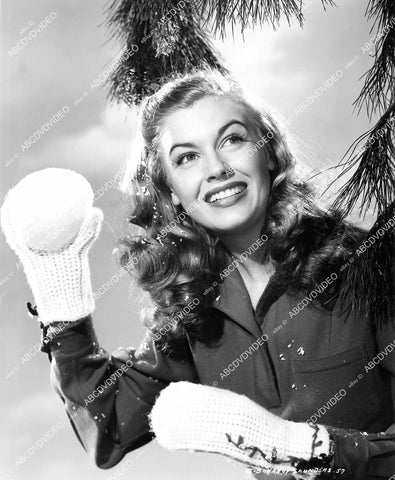 crp-06600 1947 cutie Nancy Saunders throwing a giant snowball film It Had to Be You crp-06600