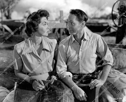 crp-06988 1943 Franchot Tone, Marsha Hunt film Pilot # 5 crp-06988
