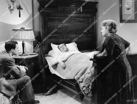 crp-06992 1943 Gene Kelly, Ellen Lowe, Frank Puglia film Pilot # 5 crp-06992