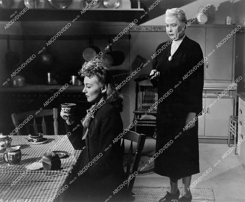 crp-07214 1946 Kathleen Howard, Pamela Blake Whistler film Mysterious Intruder crp-07214