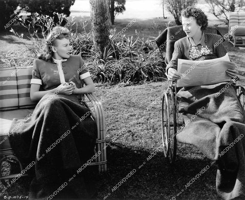 crp-07215 1946 Pamela Blake, Edith Evanson Whistler film Mysterious Intruder crp-07215
