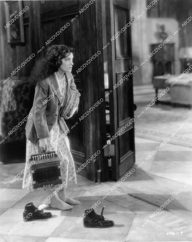 crp-07324 1931 Conchita Montenegro w some weird music machine film Never the Twain Shall Meet crp-07324