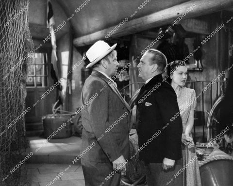 crp-07549 1938 Wallace Beery, Frank Morgan, Maureen O'Sullivan film Port of Seven Seas crp-07549