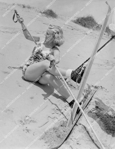crp-00769 1943 cute and frustrated Helen Sanderson sand skiing in Tadoussac Canada crp-00769
