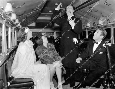 crp-07751 1938 Lynne Carver, Judy Garland, Reginald Gardiner, Allan Jones film Everybody Sing crp-07751