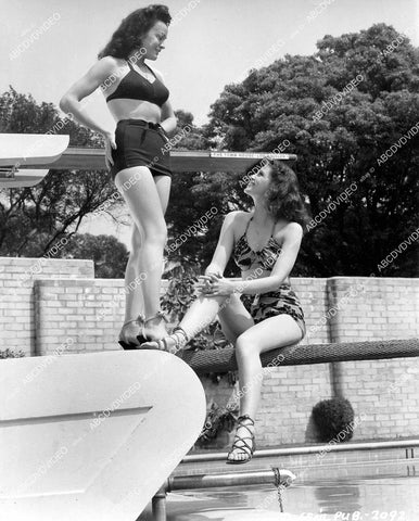 crp-08015 1950's Columbia Studios starlets at Los Angeles Town House in new swimwear crp-08015