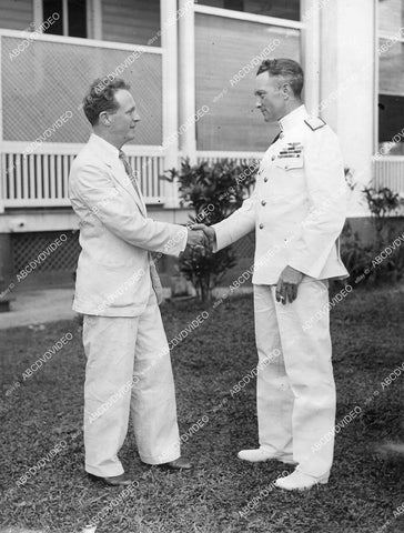 crp-00815 1930 Admiral Byrd congratulates Russell Owen Pulitzer prize for Antarctic Expedition crp-00815