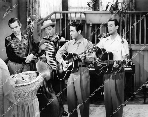 crp-08168 1943 music group The Vagabonds film Swing Out the Blues crp-08168
