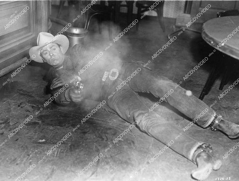 crp-08330 1951 Allan Lane blasting away film Wells Fargo Gunmaster crp-08330