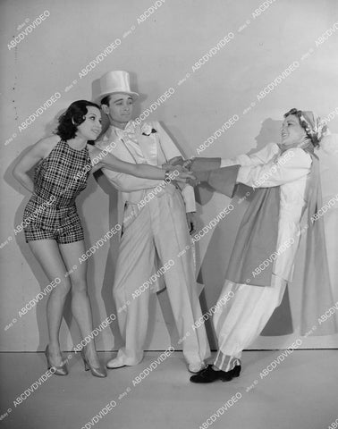 crp-00847 1937 WPA Federal Theatre project Louise Walker Charles Doran June Kirby Revue of Reviews crp-00847