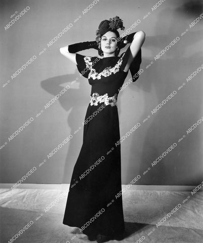 crp-08506 1941 pretty model in her evening gown film Tillie the Toiler crp-08506